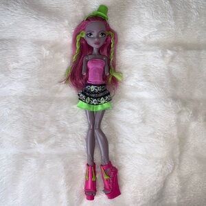 Marisol Coxi doll
